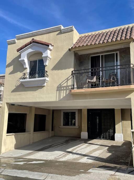 Casa Granada Cercana A Consulado Y Aeropuerto. Σιουδάδ Χουάρες Εξωτερικό φωτογραφία
